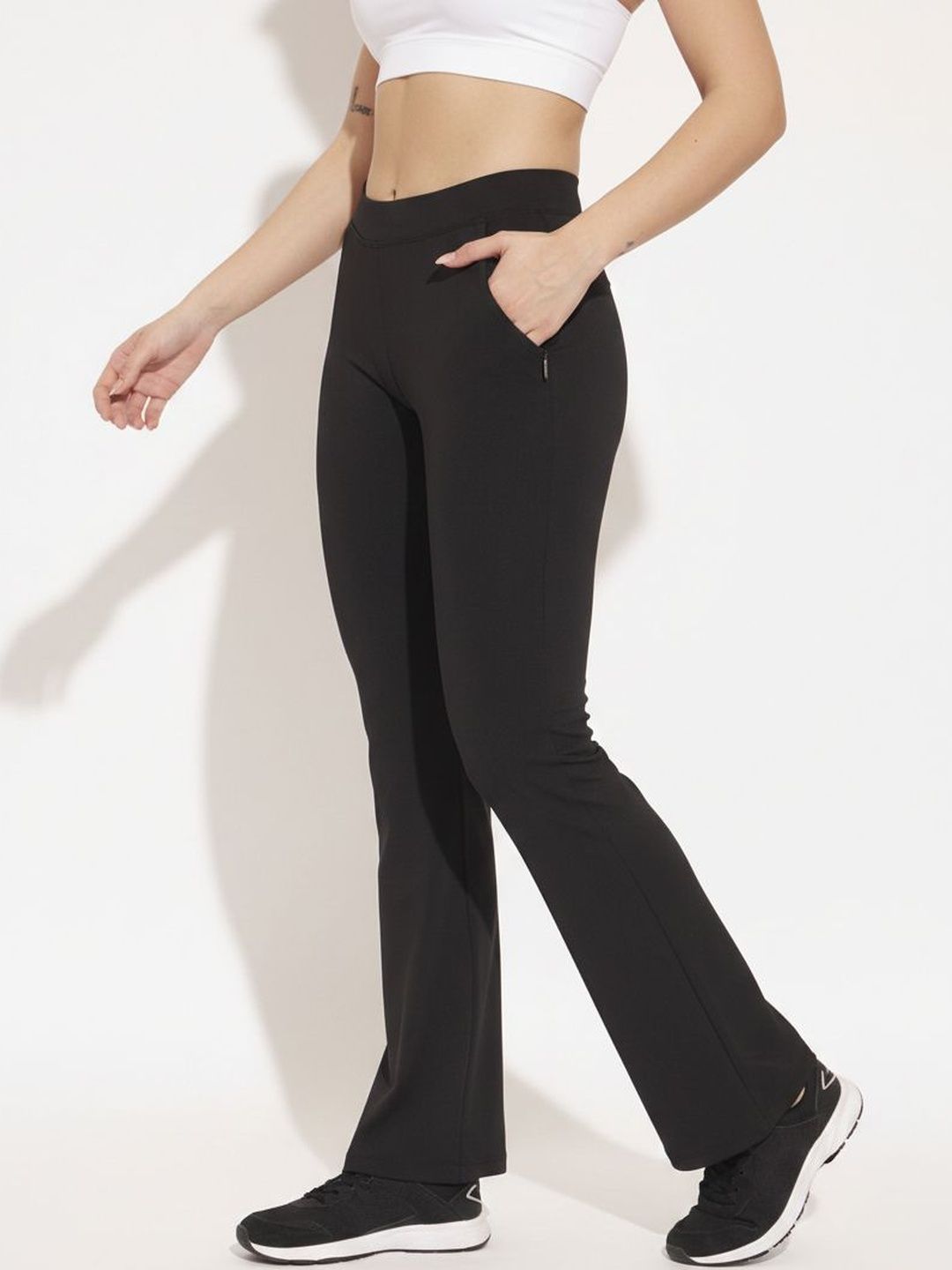 VOGAAN Straight Fit Mid-Rise Flared Tights-image-31