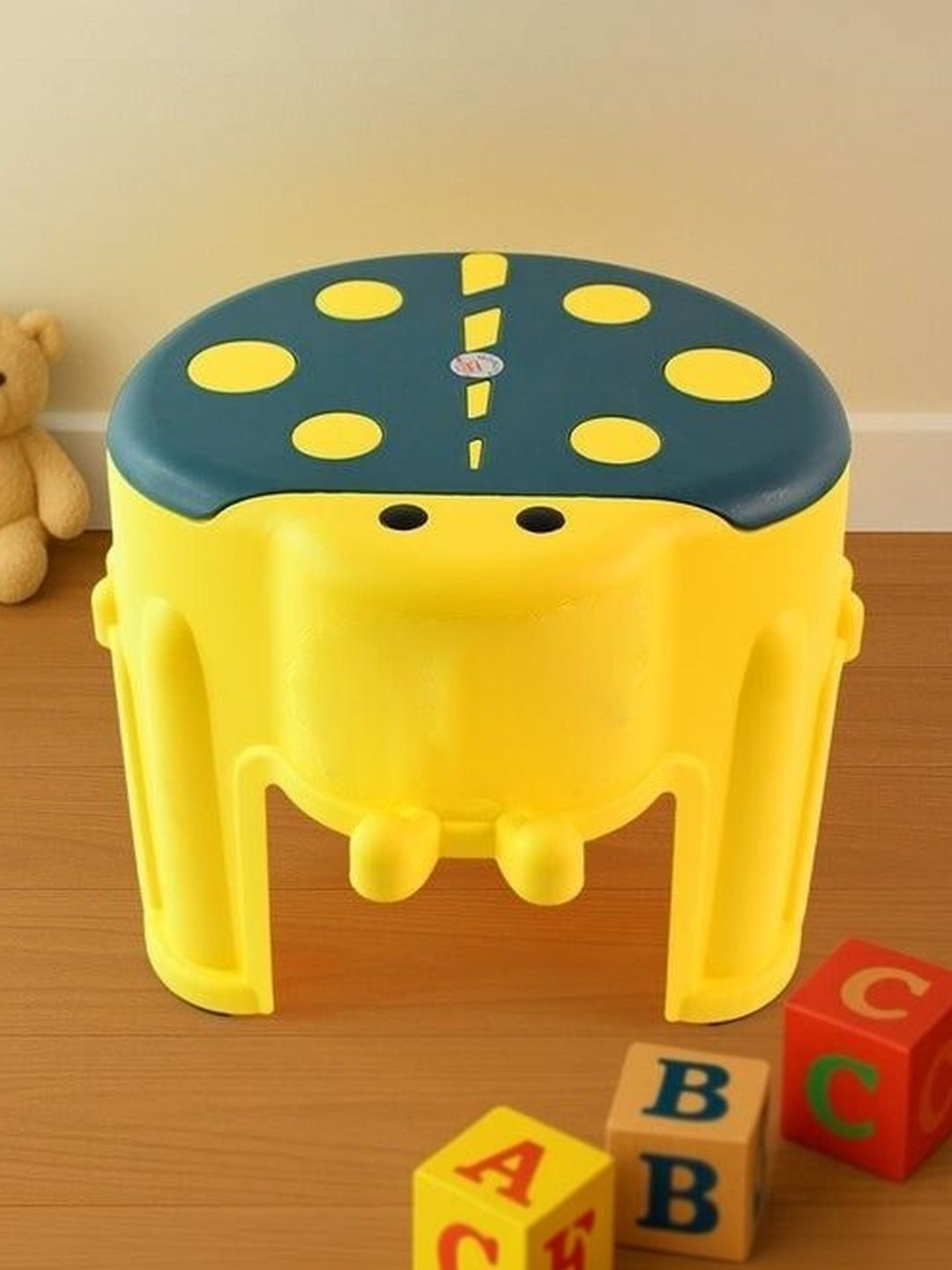 DeoDap Kids Yellow & Green Durable Non-Slip Seat Stool