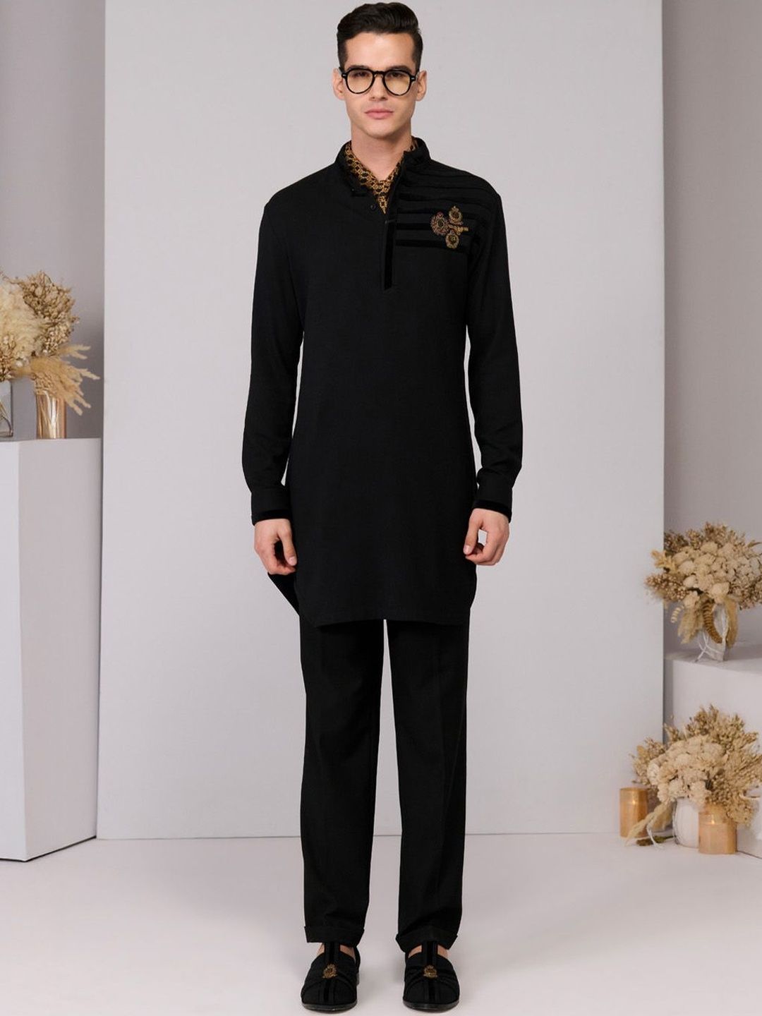 S&N by Shantnu Nikhil Men Mandarin Collar Kurta-picture-36