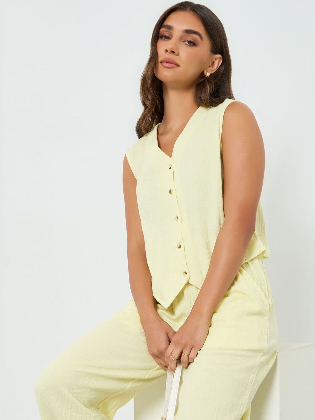 Styli V-Neck Woven Casual Waistcoat-picture-46