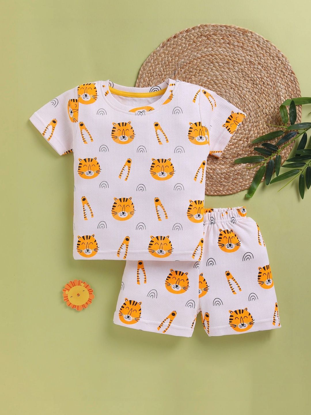 Toonyport Boys Printed T-shirt with Shorts