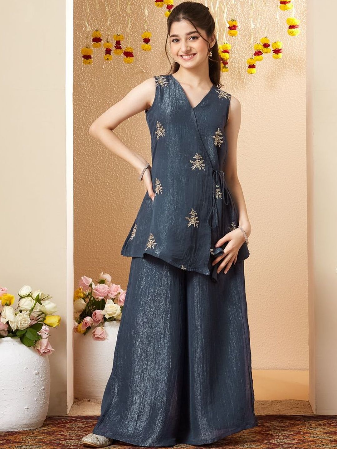 CurlyTales Girls Ethnic Motifs Embroidered Angrakha Thread Work Pure Silk Kurta with Palazzos-picture-15