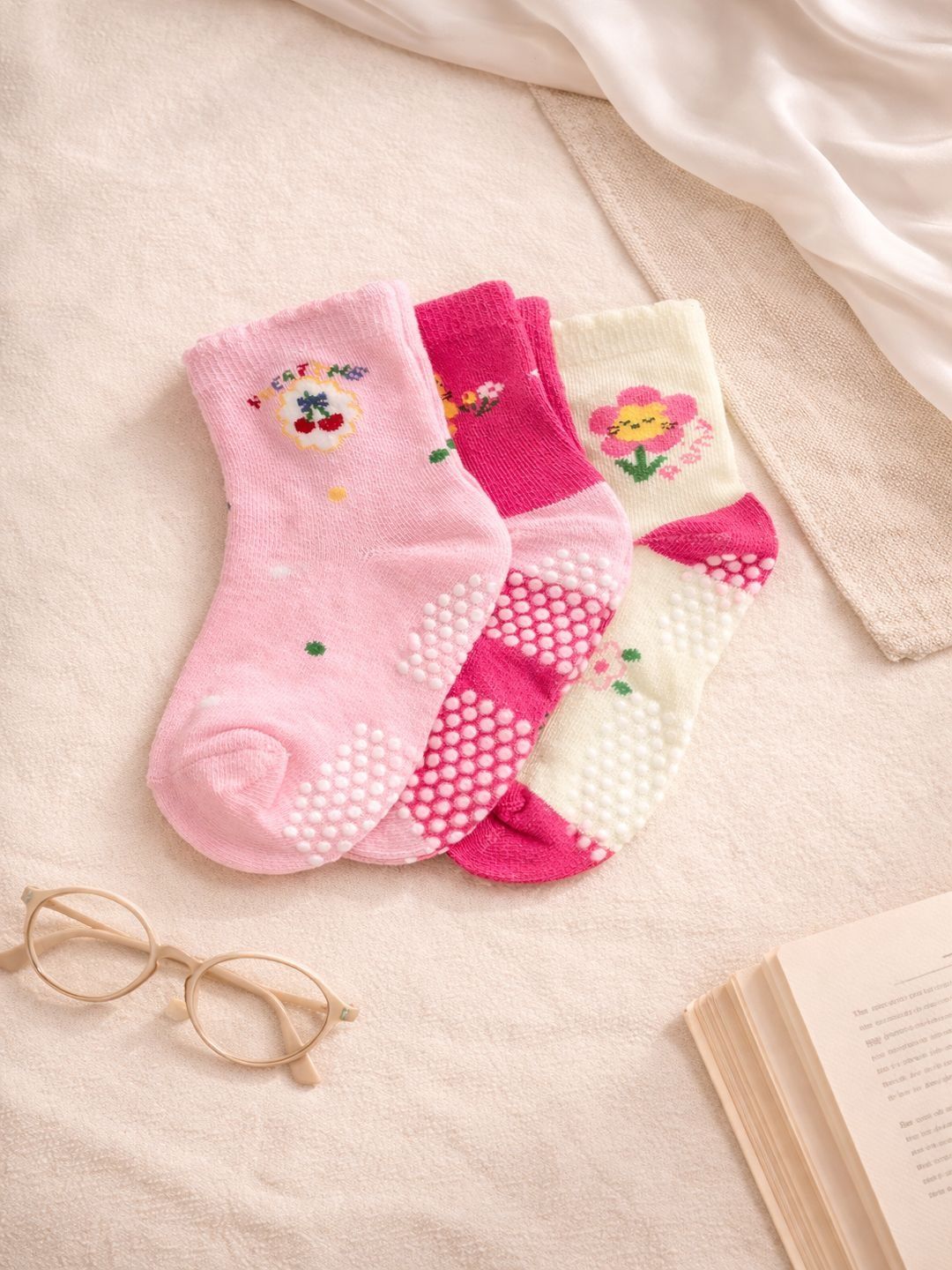 CORTICA Unisex Kids Pack of 3 Cotton Blend Assorted Patterned Above Ankle Socks-picture-48