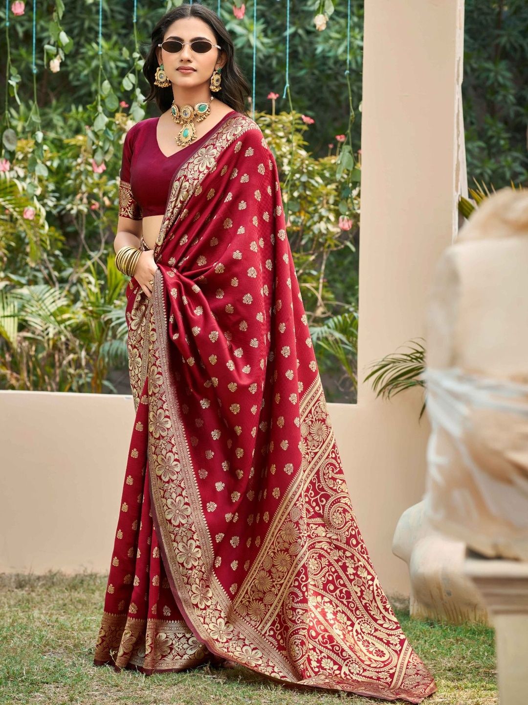 SZN Paisley Zari Silk Blend Heavy Work Banarasi Saree-picture-54