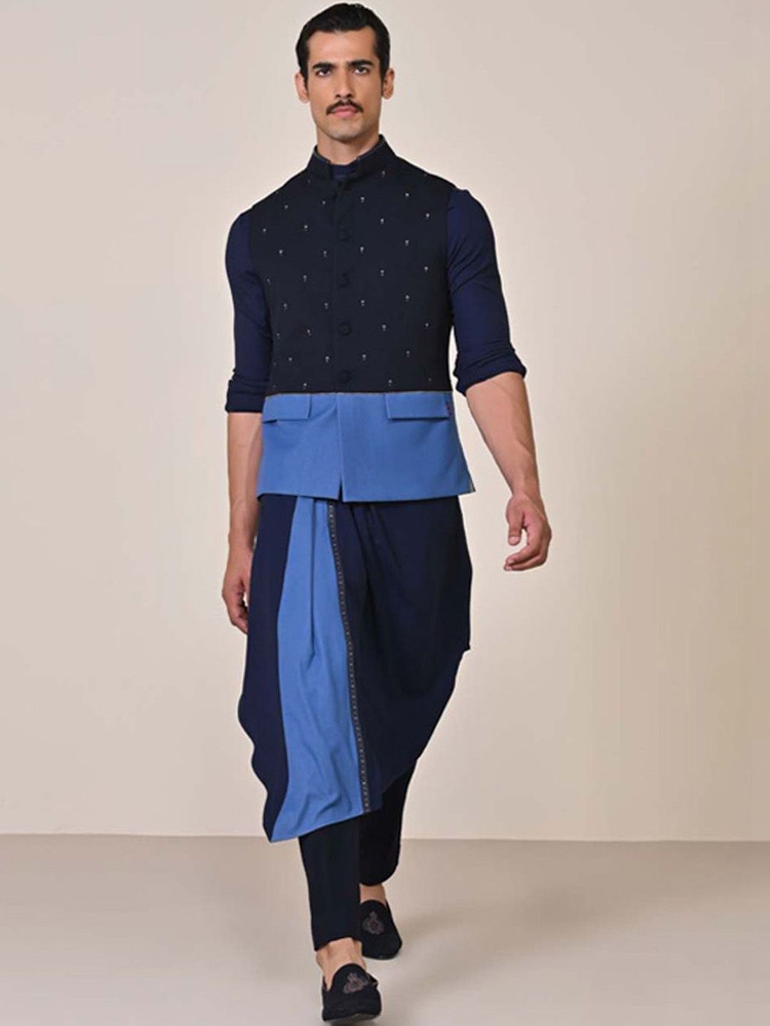 S&N by Shantnu Nikhil Colourbocked Nehru Jacket-picture-28