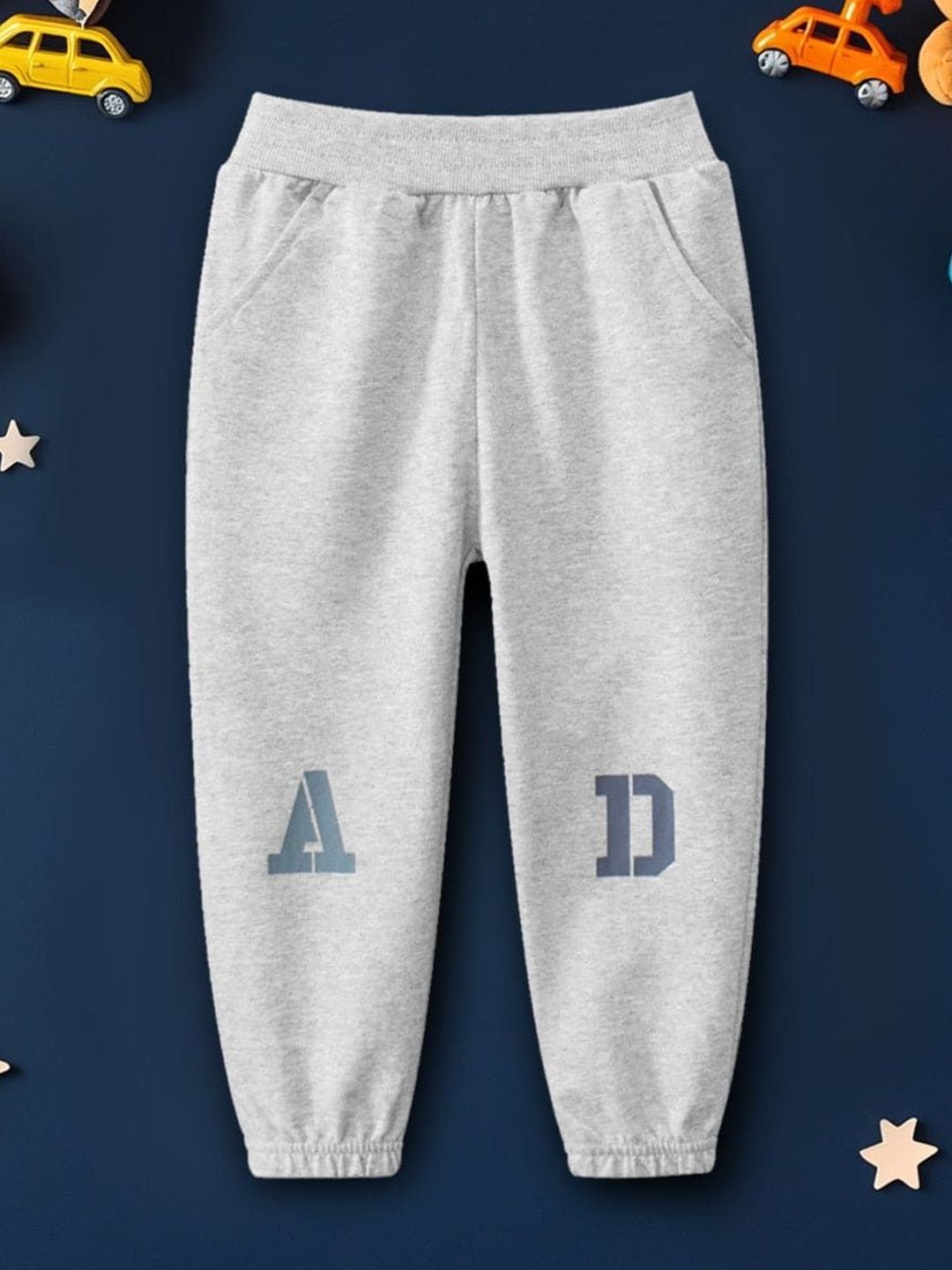 YK Kids-Boys Tapered Fit Typography Joggers