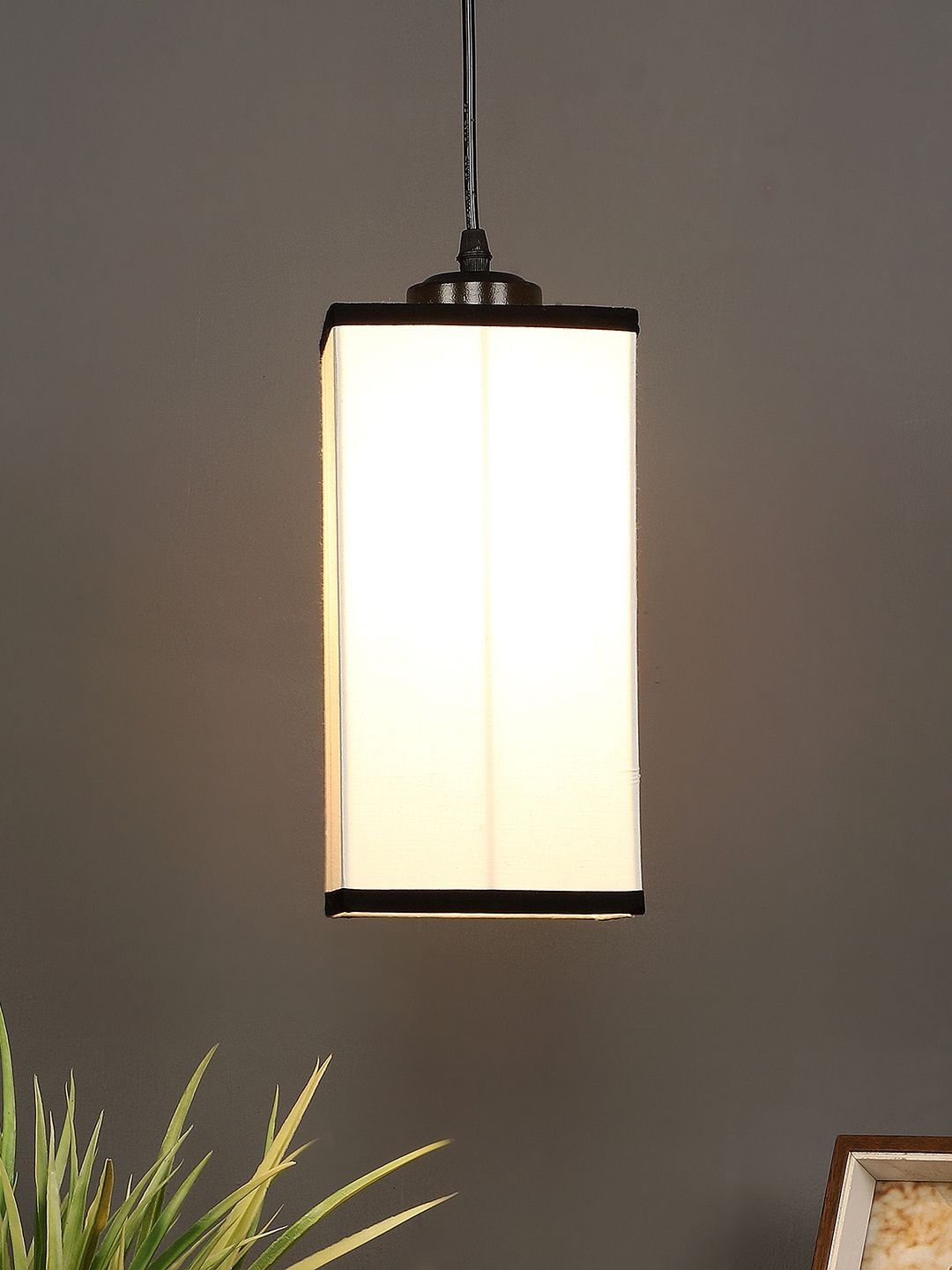 Aura White & White Contemporary Ceiling Lamp-picture-46