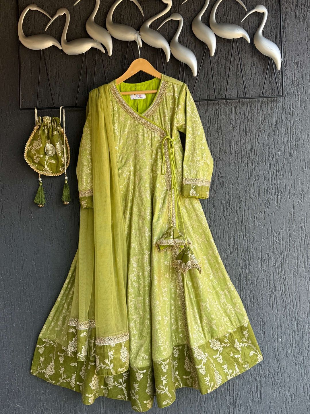 The Little Tales Girls Floral Self Design Anarkali Kurta Set with Potli-image-5