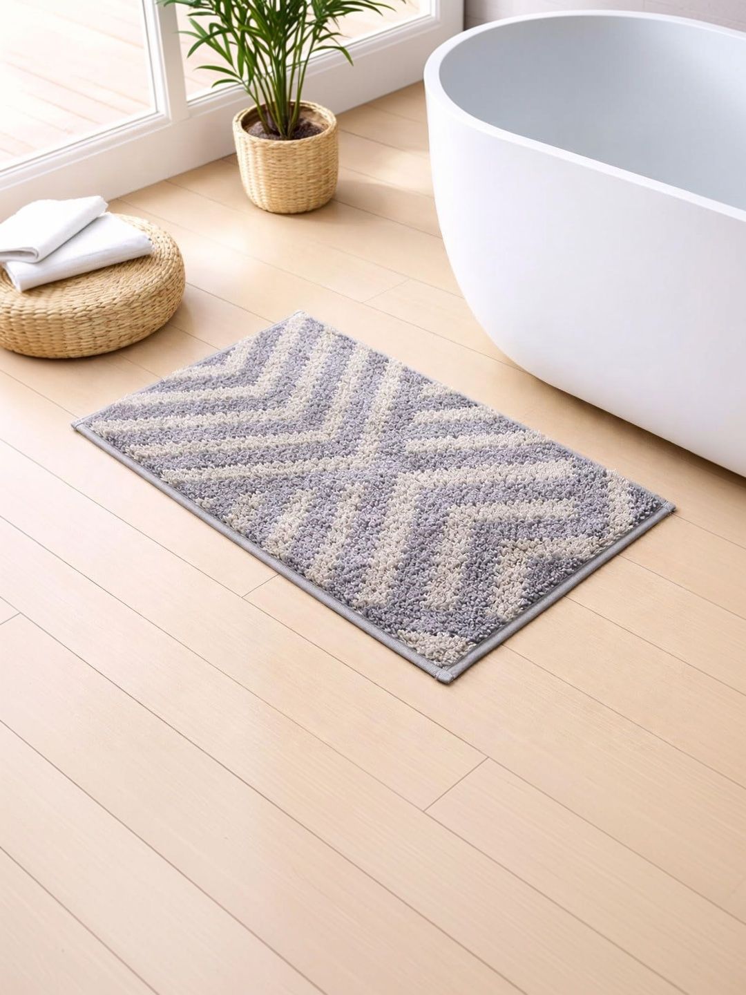 LUXEHOME INTERNATIONA Grey Self-Design 1600 GSM Bath Rugs-image-28