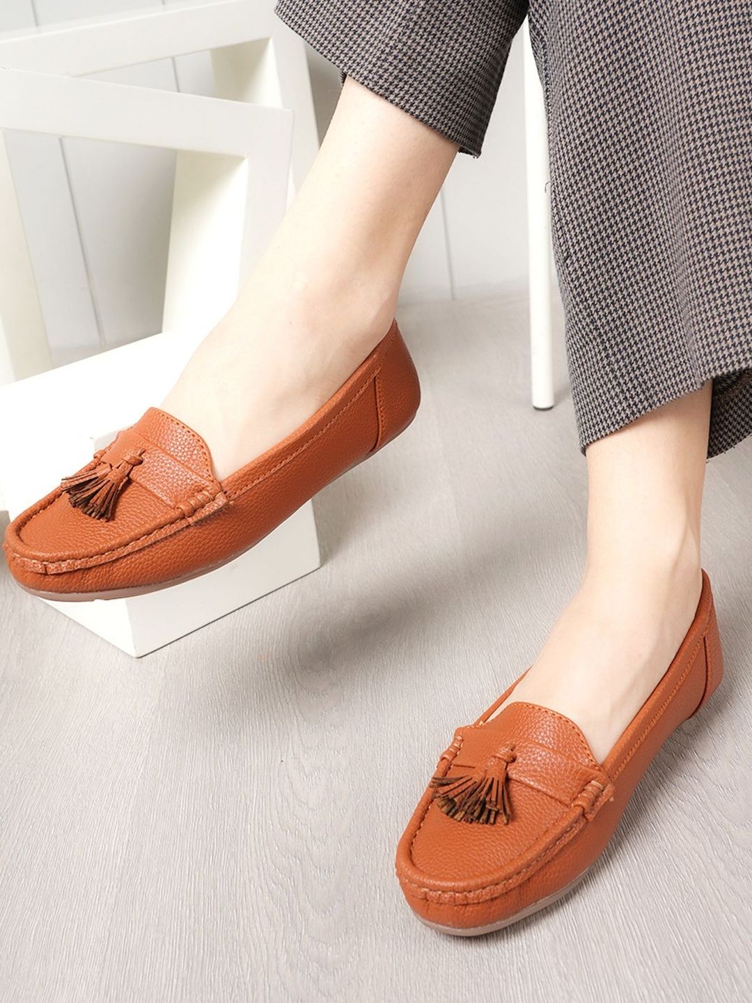 Cogner Women Textured Loafers-image-17