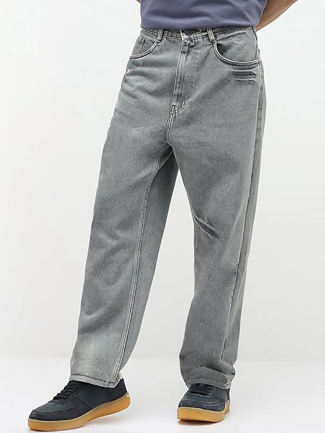 UNITED DENIM Men Loose Mid-Rise Light Fade Stretchable Jeans-picture-27
