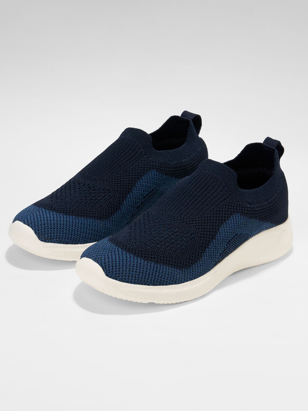 Pantaloons Junior Boys Colourblocked Sneakers-image-18