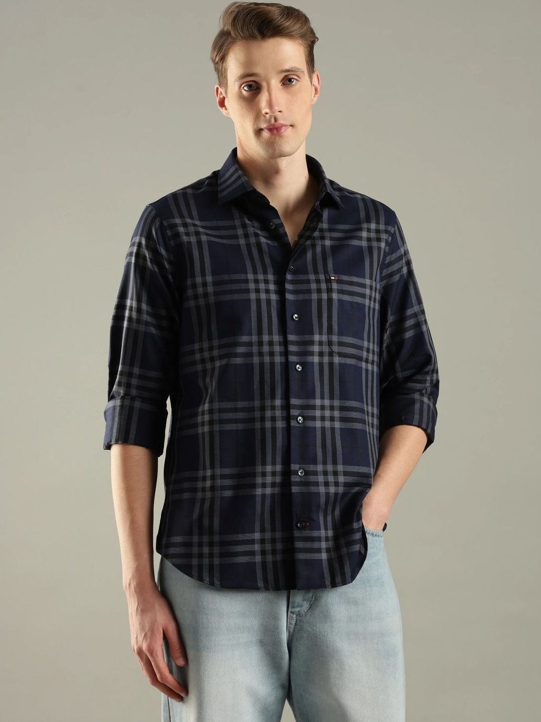 Tommy Hilfiger Men Checked Casual Shirt-image-44