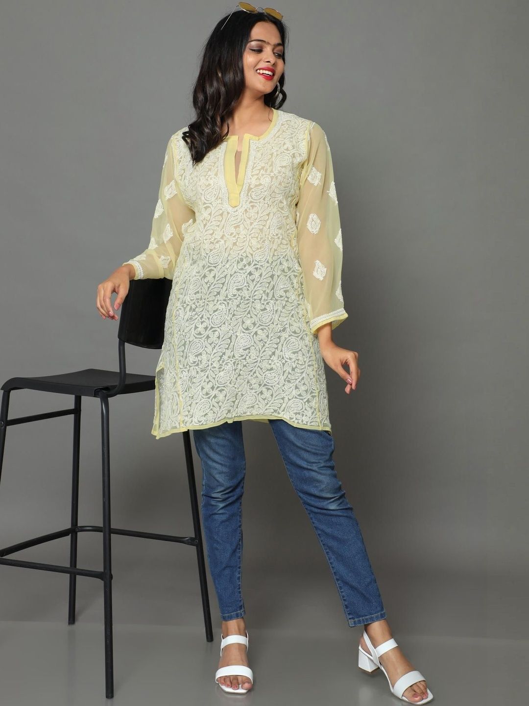 HerClozet Ethnic Motifs Embroidered Chikankari Chikankari Kurti-picture-54