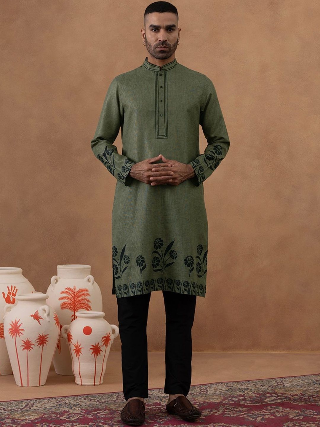 TheEthnic.Co Men Striped Thread Work Kurta-picture-27