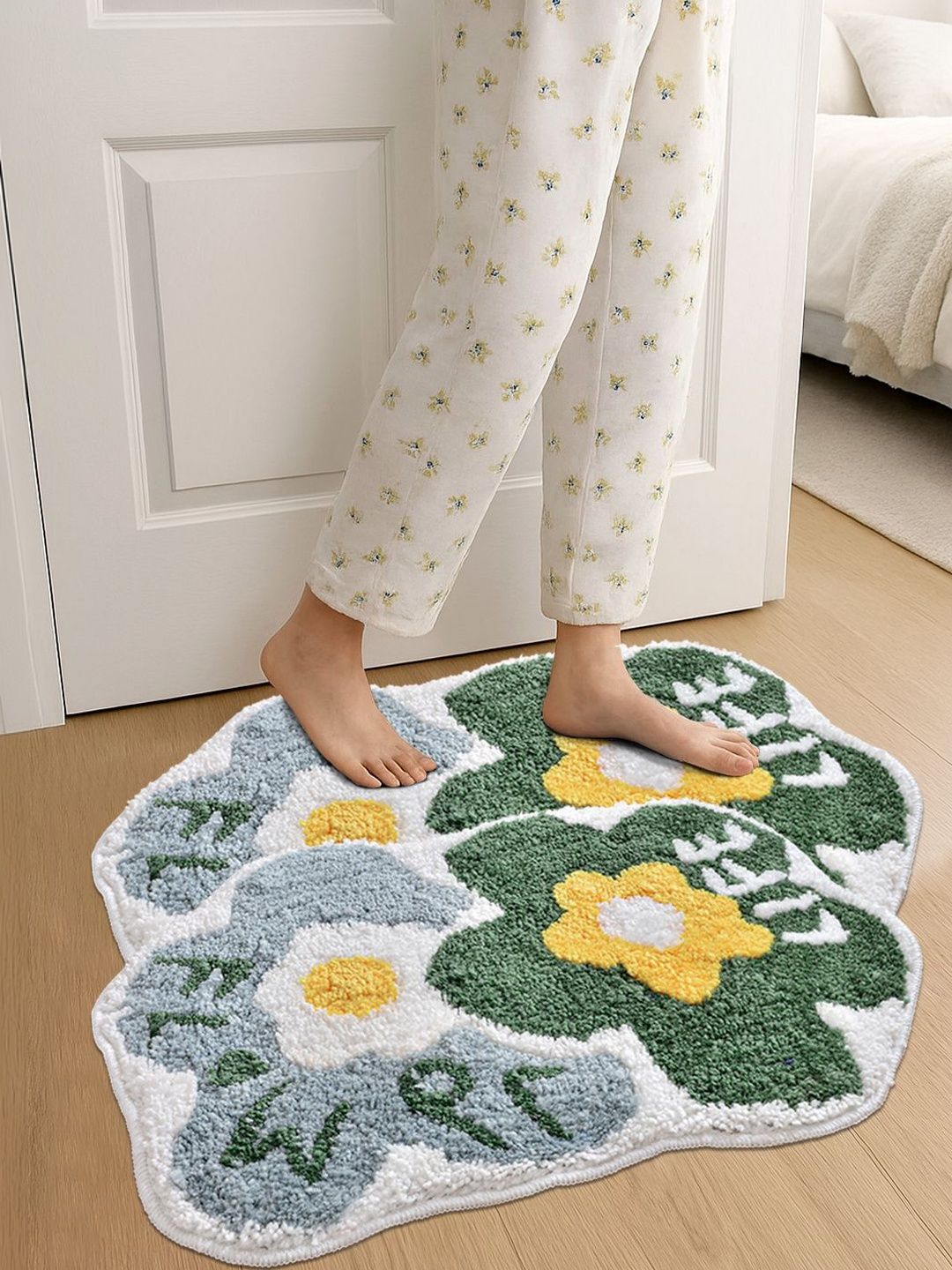 Myntra Elegant Homes Set Of 2 White & Green Self-Design Anti-Skid Doormat-picture-20