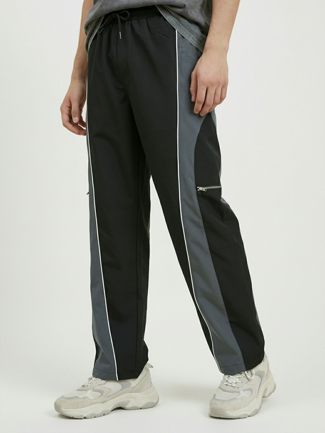 glitchez Men Colorblocked Mid-Rise Relaxed Fit Track Pants with Contrast Piping-picture-53