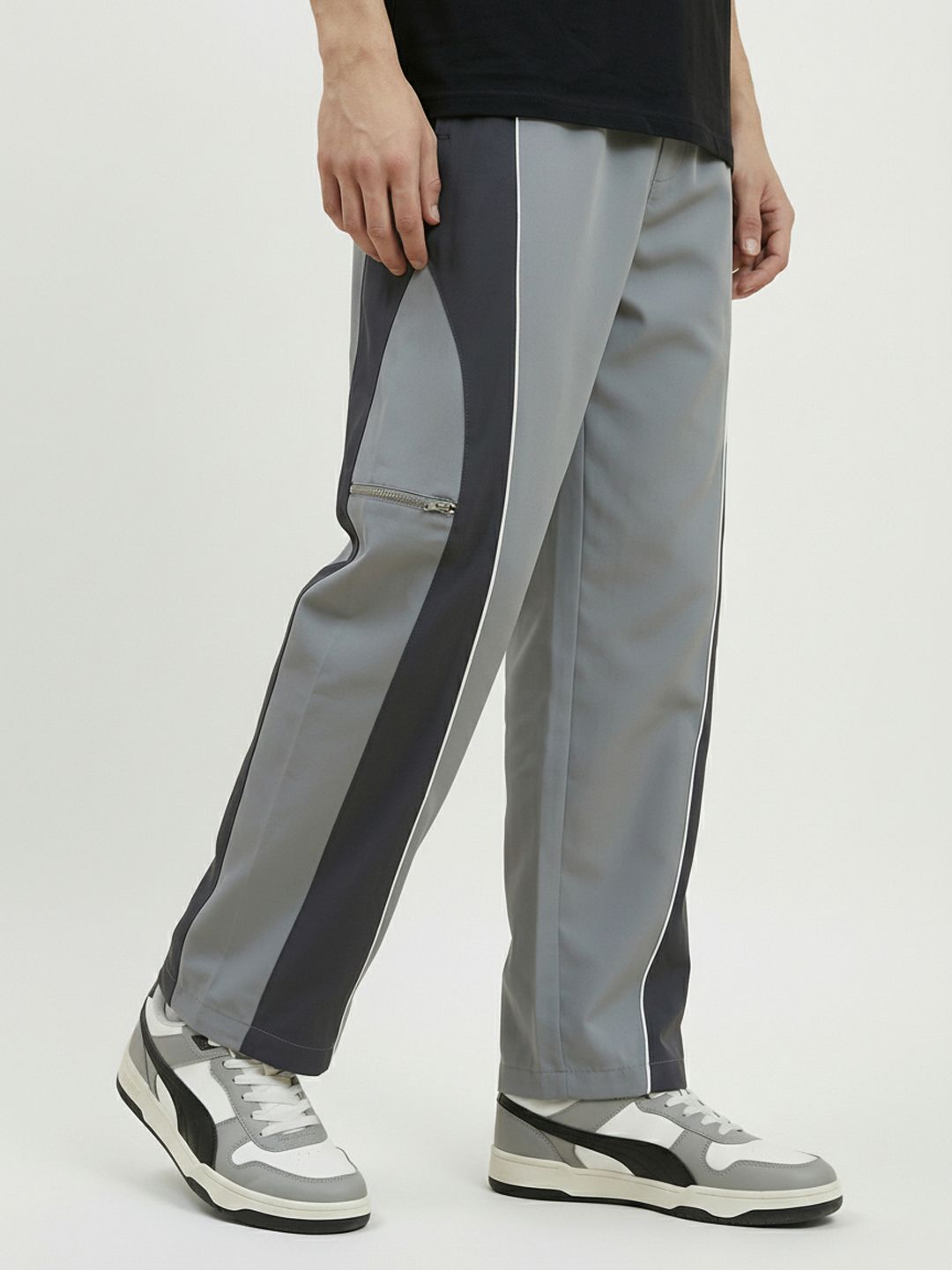 glitchez Men Colorblocked Mid-Rise Relaxed Fit Track Pants with Contrast Piping-image-5