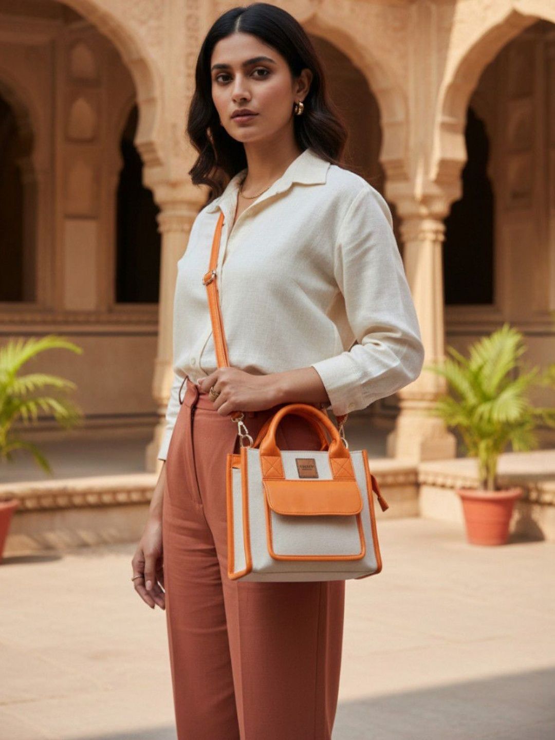ATTAACHE ACCESSORIES Colourblocked Structured Handheld Bag-picture-40