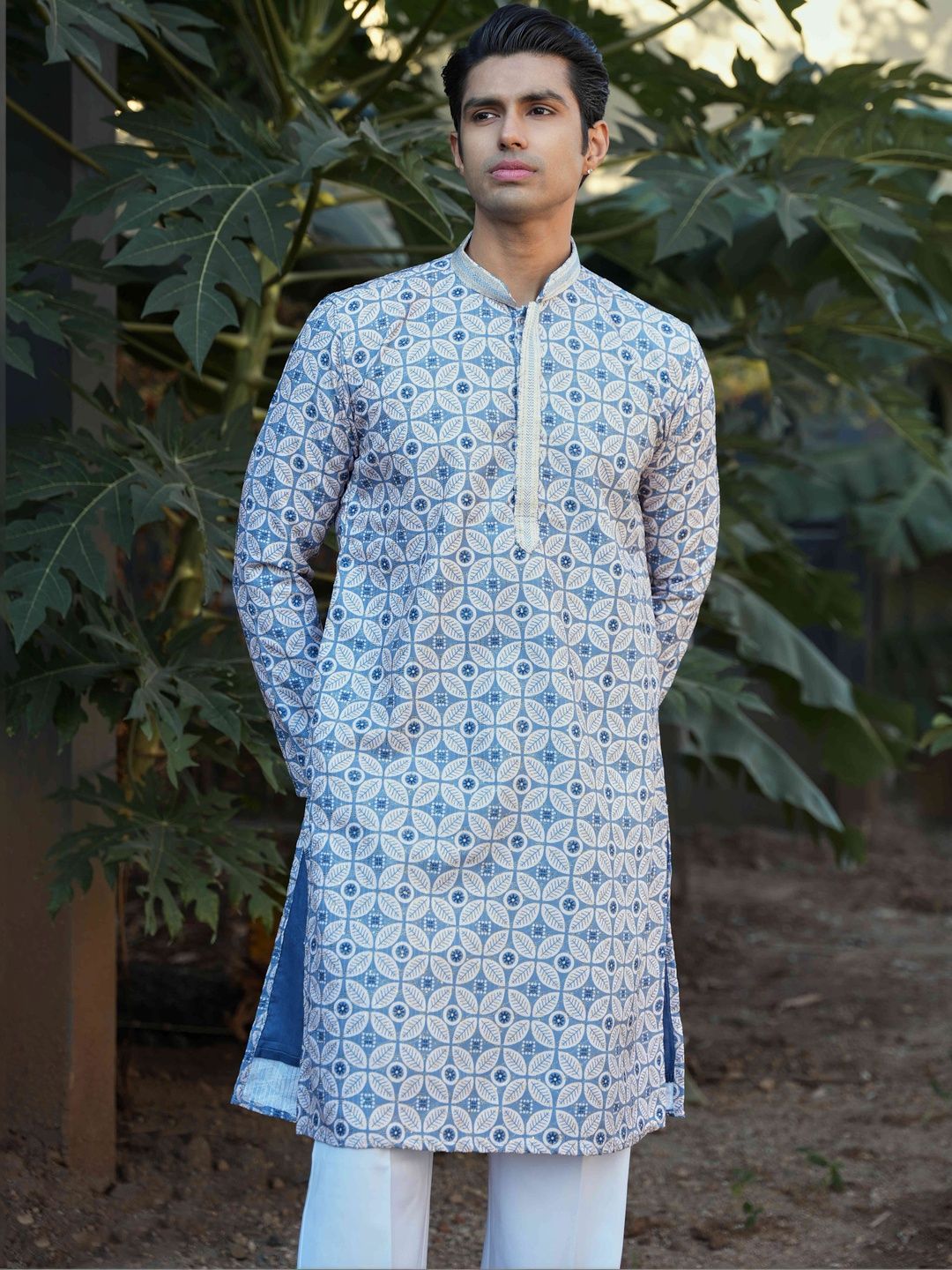 Anouk Men Geometric Embroidered Kurta-picture-32
