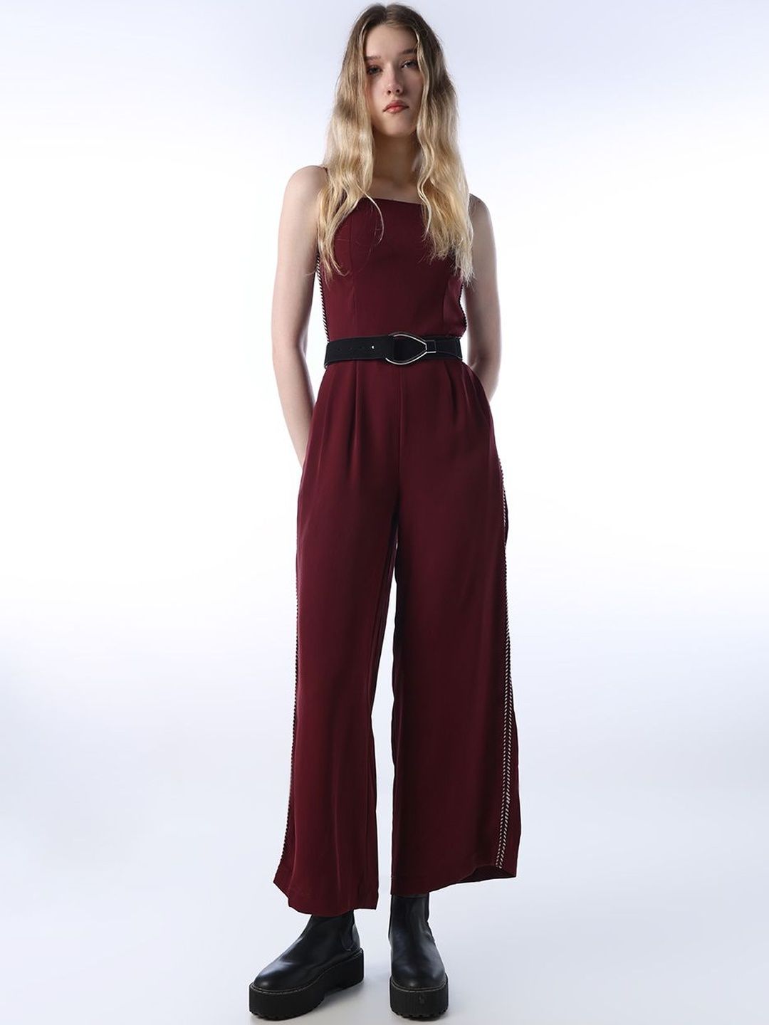 ONLY Basic Jumpsuit with Embroidered-image-9