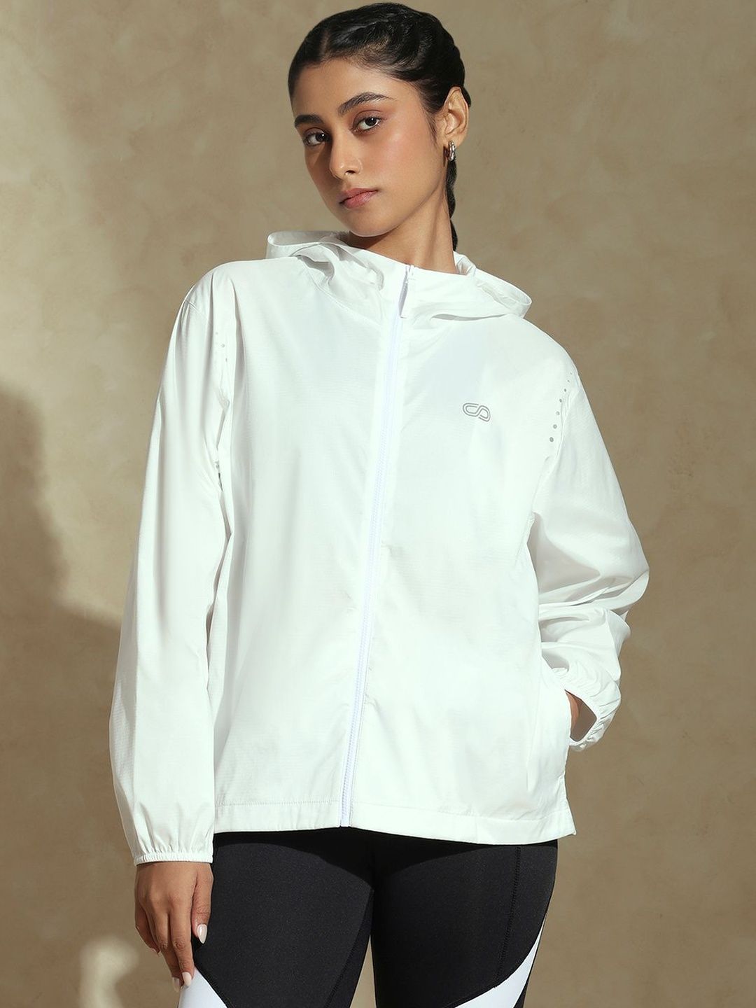 Silvertraq Women Colourblocked Lightweight Outdoor Sporty Jacket-picture-53