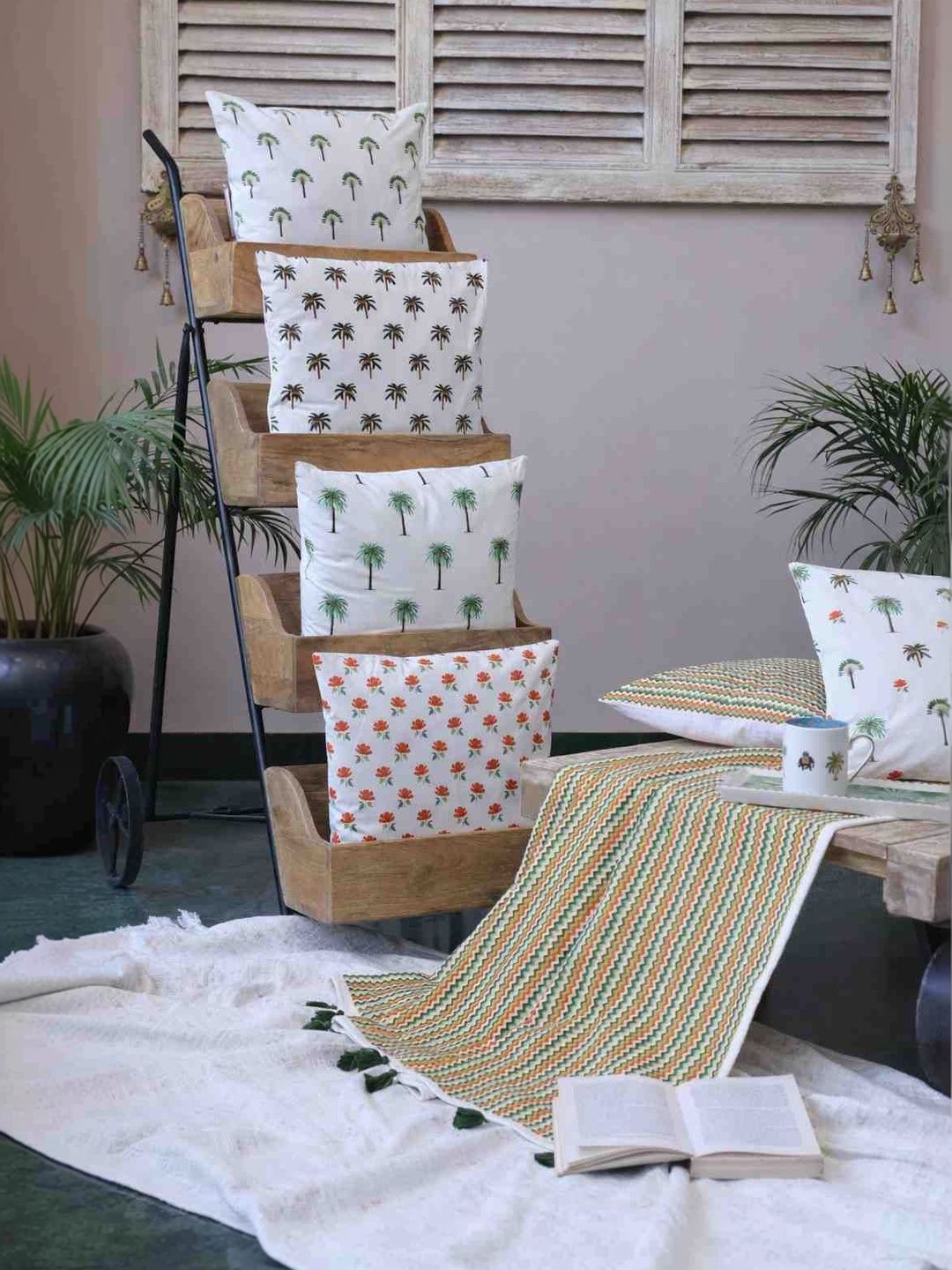 Sangria 7 Pieces White & Green Printed Square Cushions With Throw-image-1