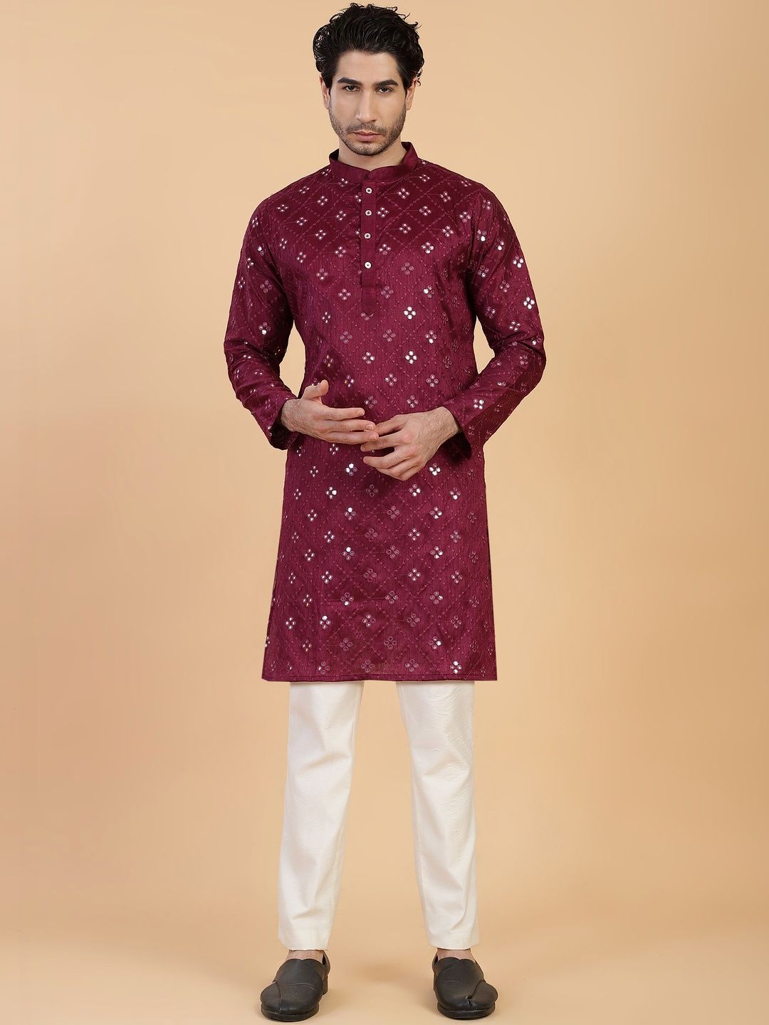 Anouk Men Embroidered Mirror Work Kurta-picture-17