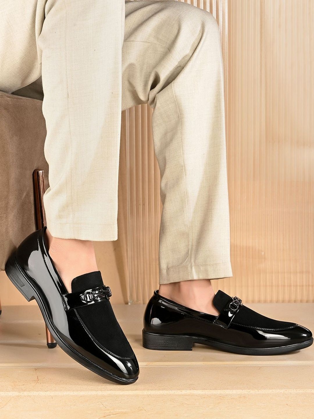 HERE&NOW Men Textured Round-Toe Formal Loafers-picture-11