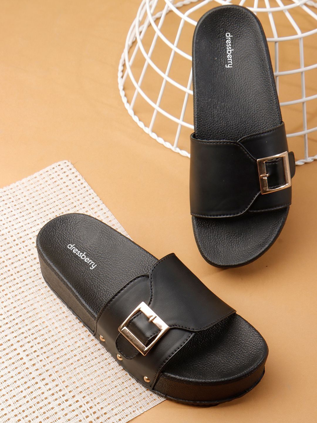 DressBerry Suede Flatform Sandals with Buckles-picture-41