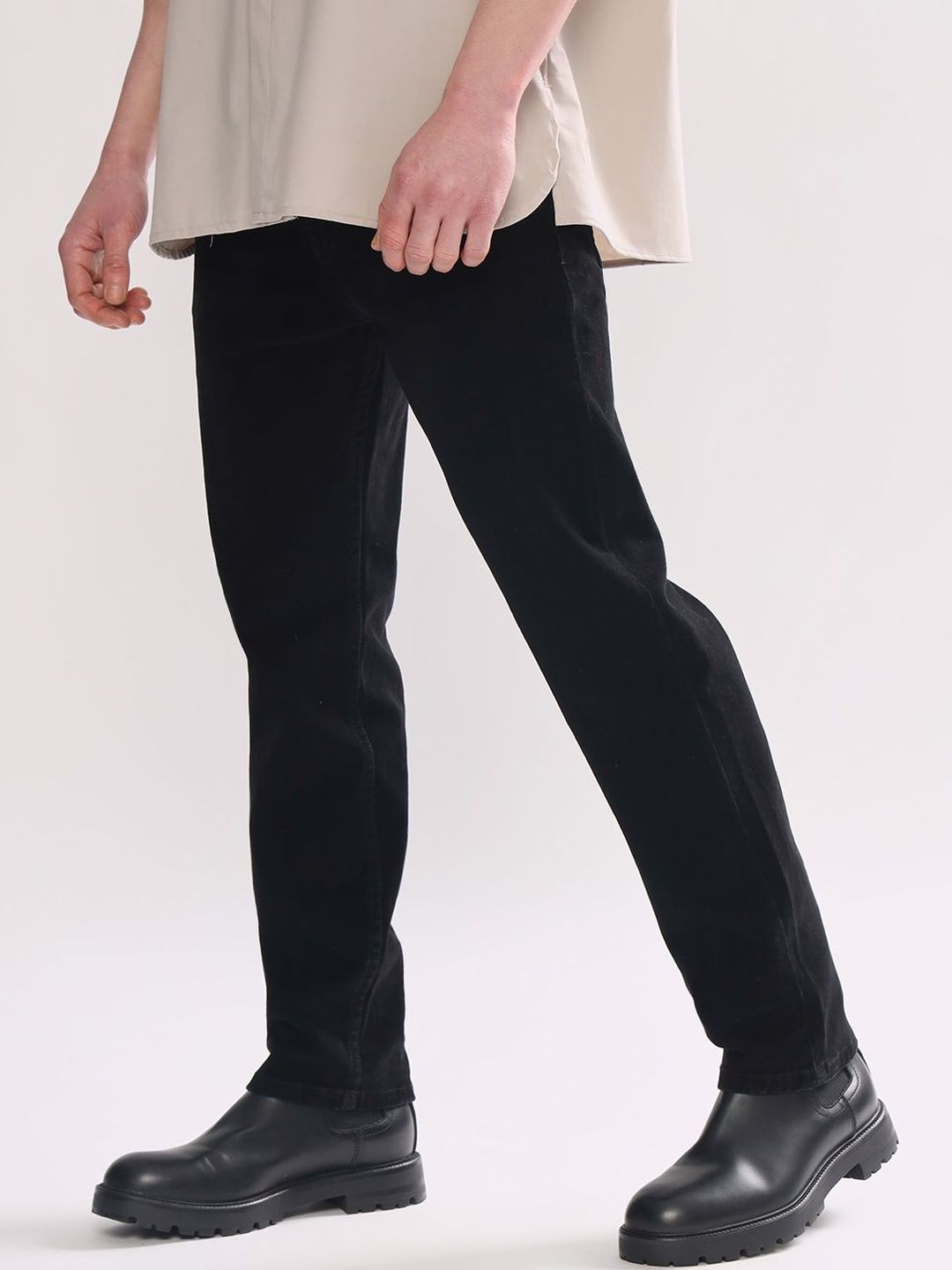 UNITED DENIM Men Loose Mid-Rise Stretchable Jeans-picture-23