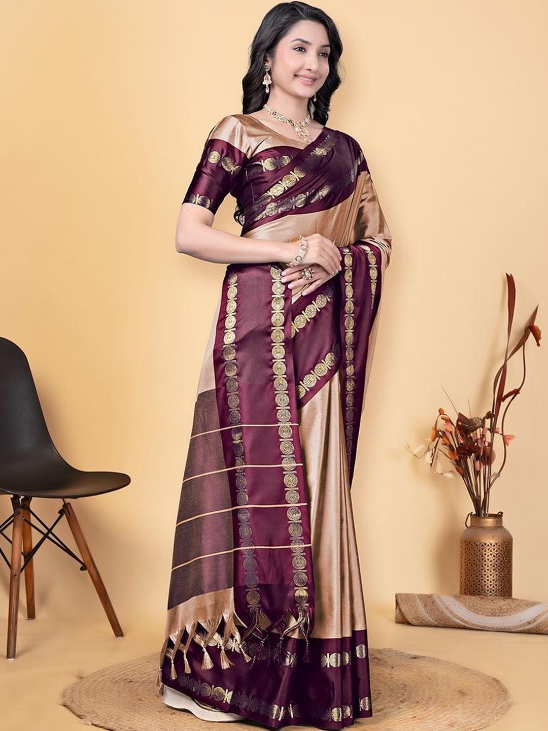 HERE&NOW Woven Design Zari Silk Cotton Gadwal Saree-image-32