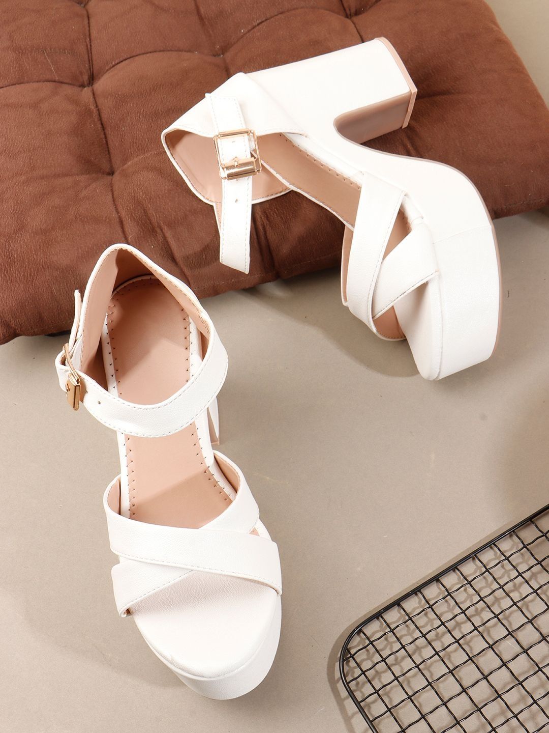 TRIKSY Party Block Sandals with Buckles-picture-14