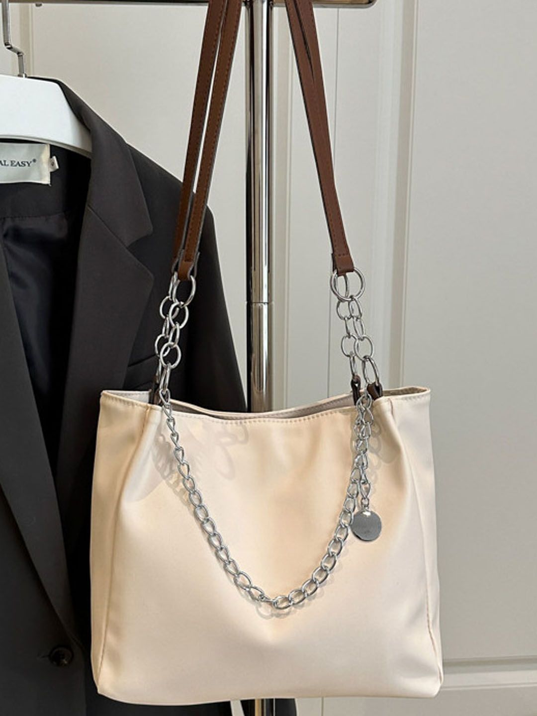 Lara Karen PU Sling Bag-picture-15