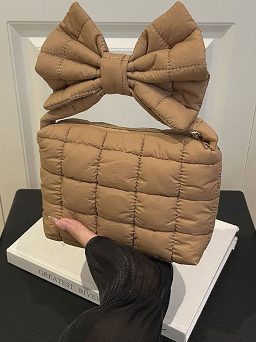 Lara Karen PU Handheld Bag with Bow Detail-picture-26
