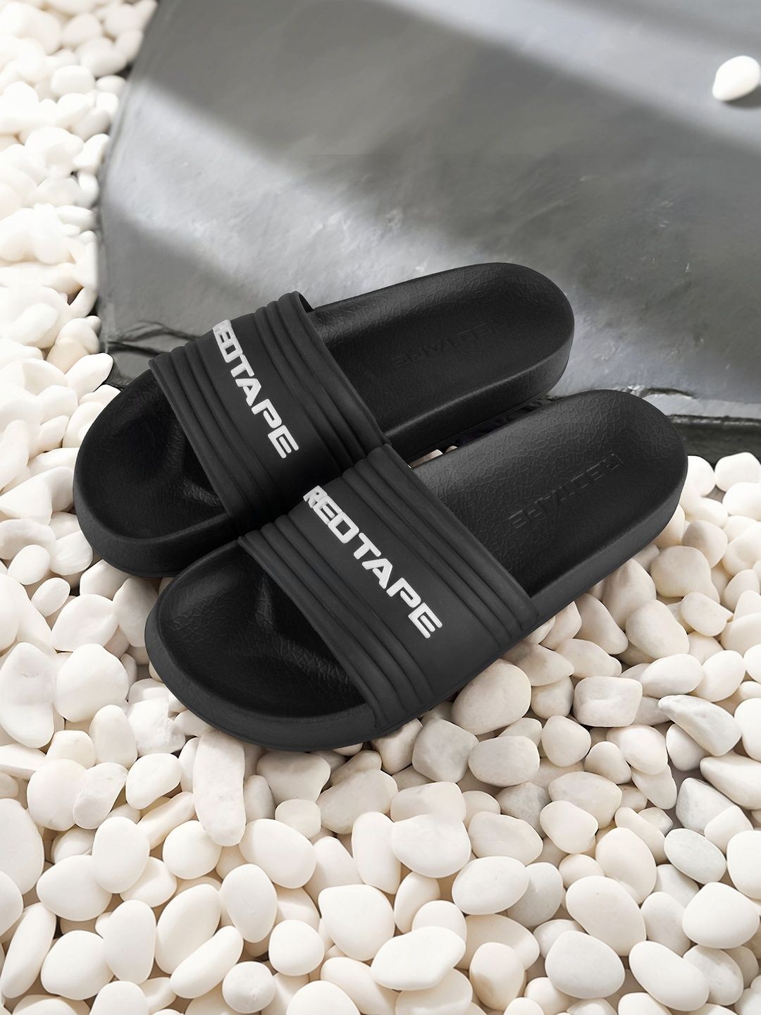 Red Tape Men Printed Sliders-picture-14
