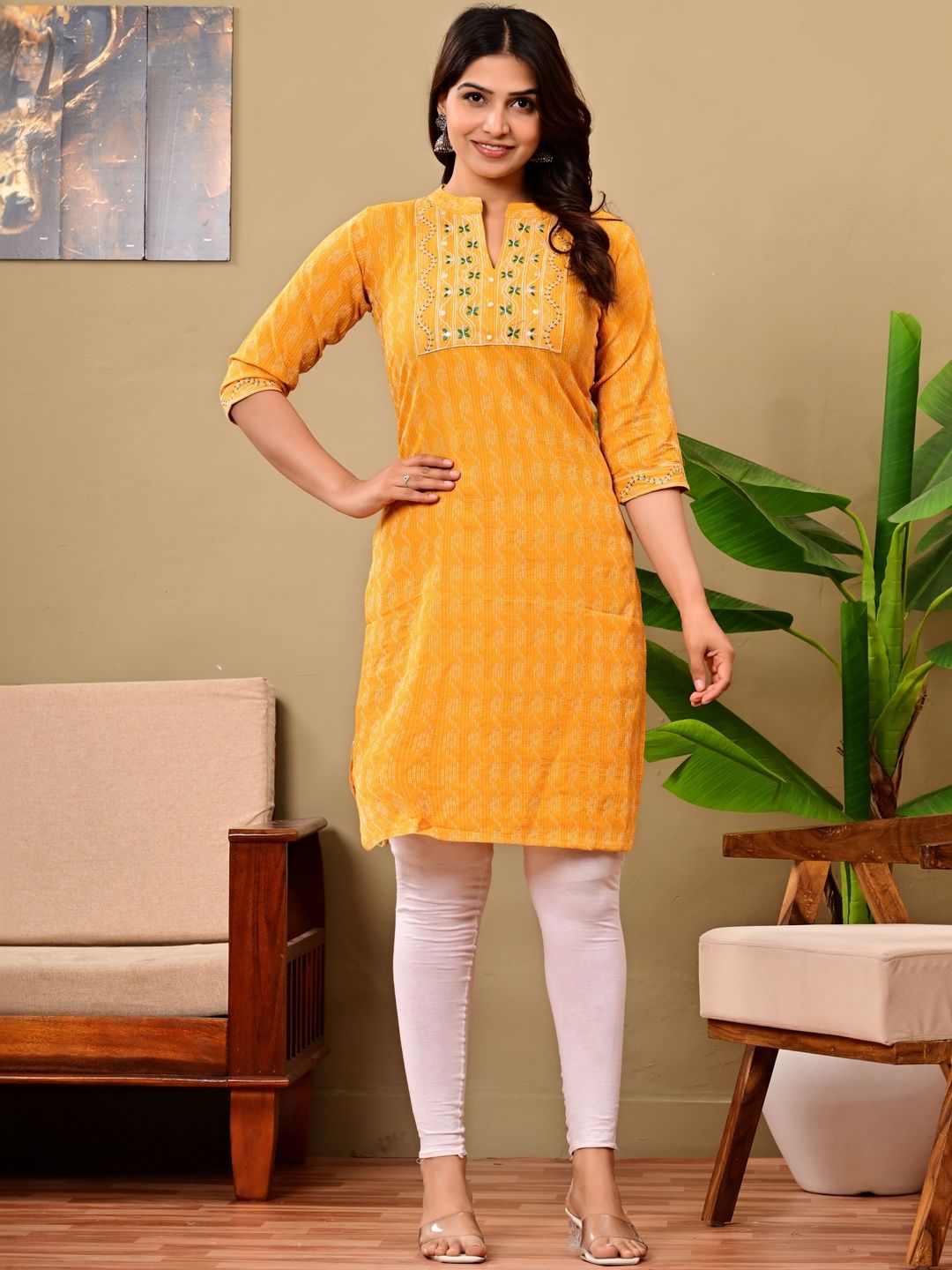 SHREELATA Geometric Woven Design V-Neck Thread Work Pure Cotton Blend Thread Work Kurti-image-25
