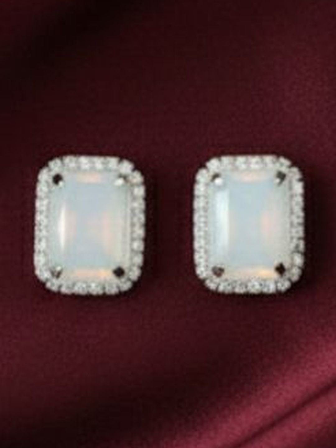 SZN Geometric Studs Earrings-picture-34