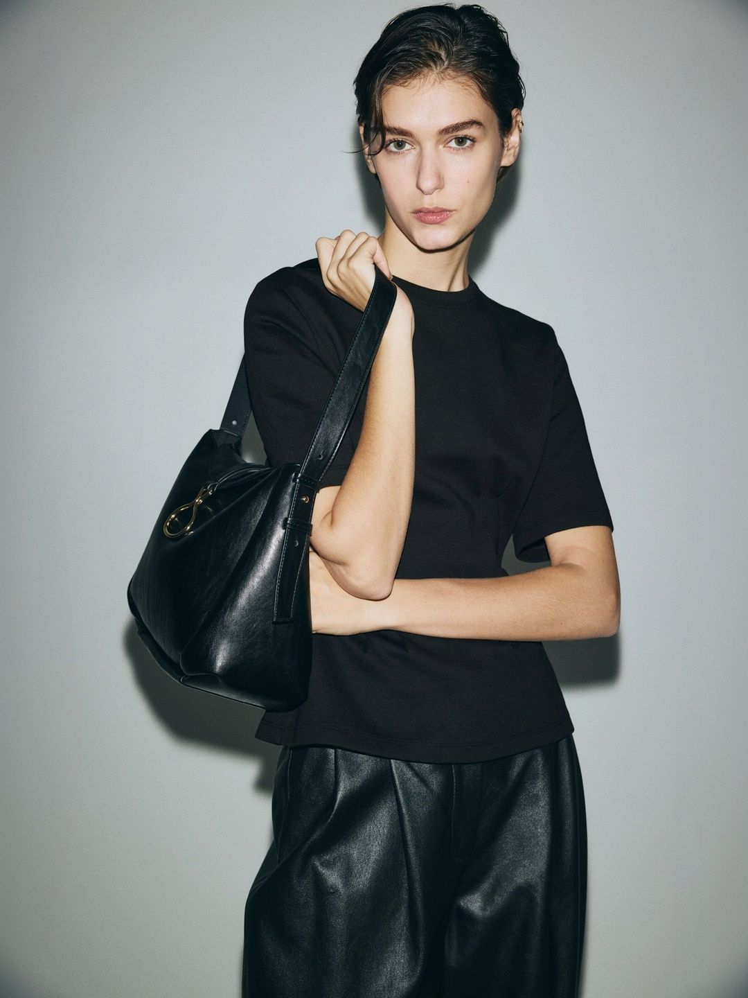 H&M Waisted Interlock T-Shirt