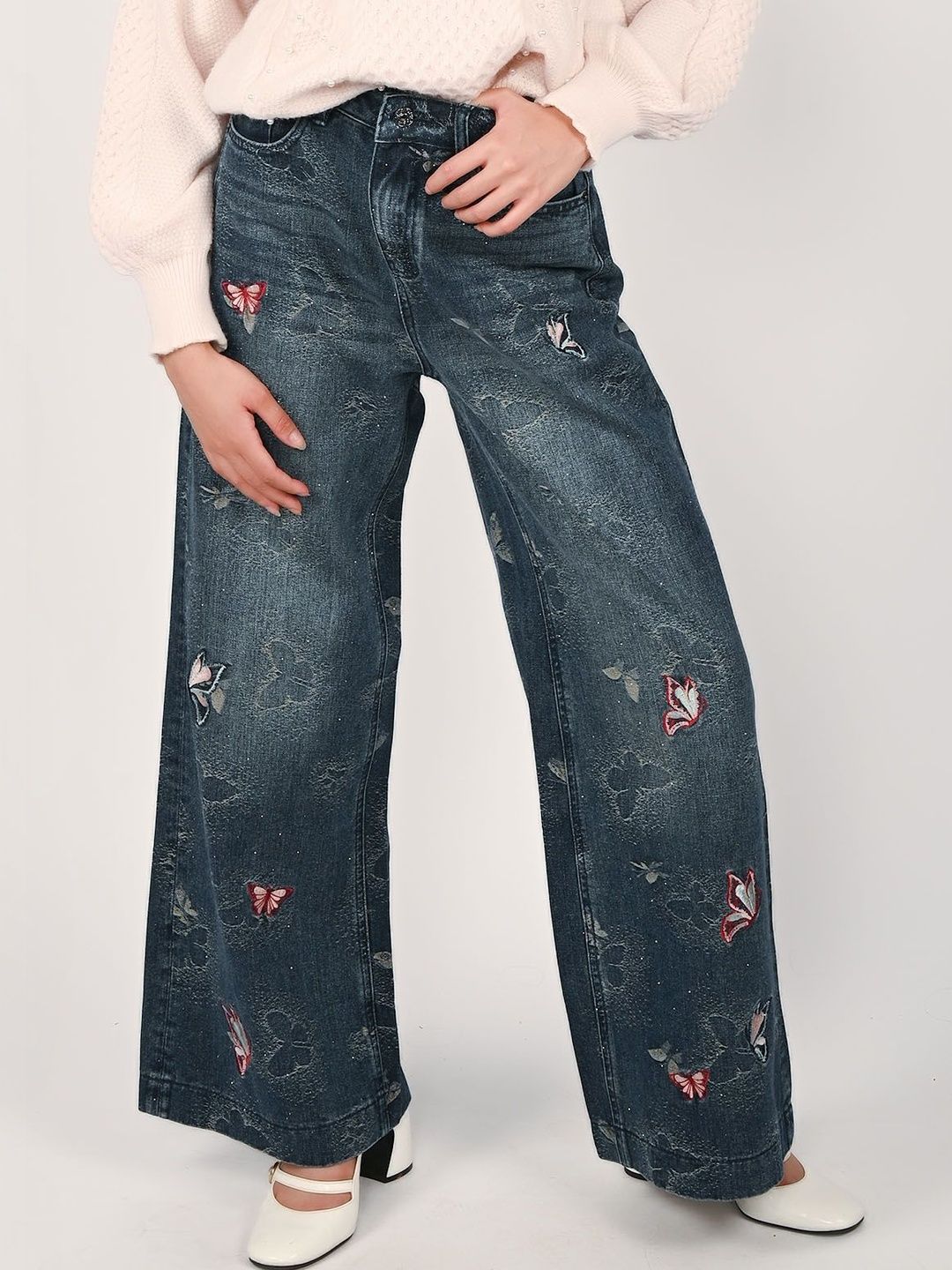 ODETTE Women Regular Fit Mid-Rise Light Fade Jeans-picture-23