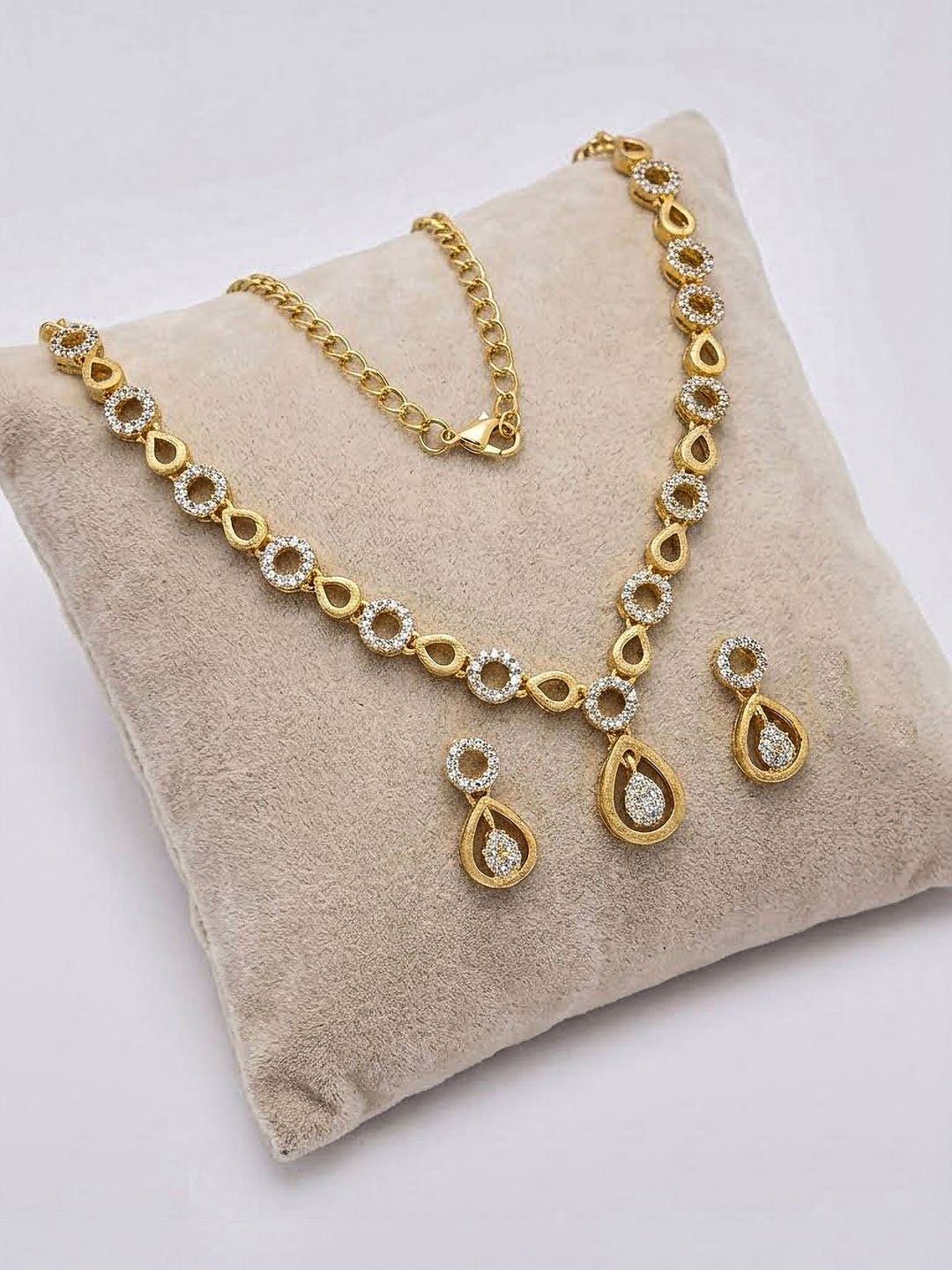 Anouk American Diamond Stone Studded Jewellery Set-picture-33