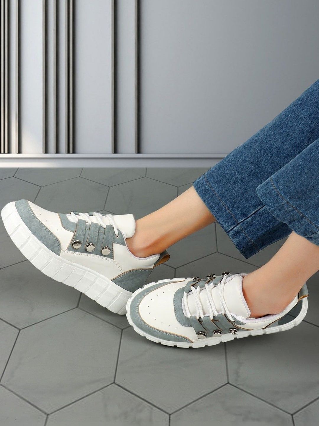 glitchez Women Colourblocked Sneakers-image-15
