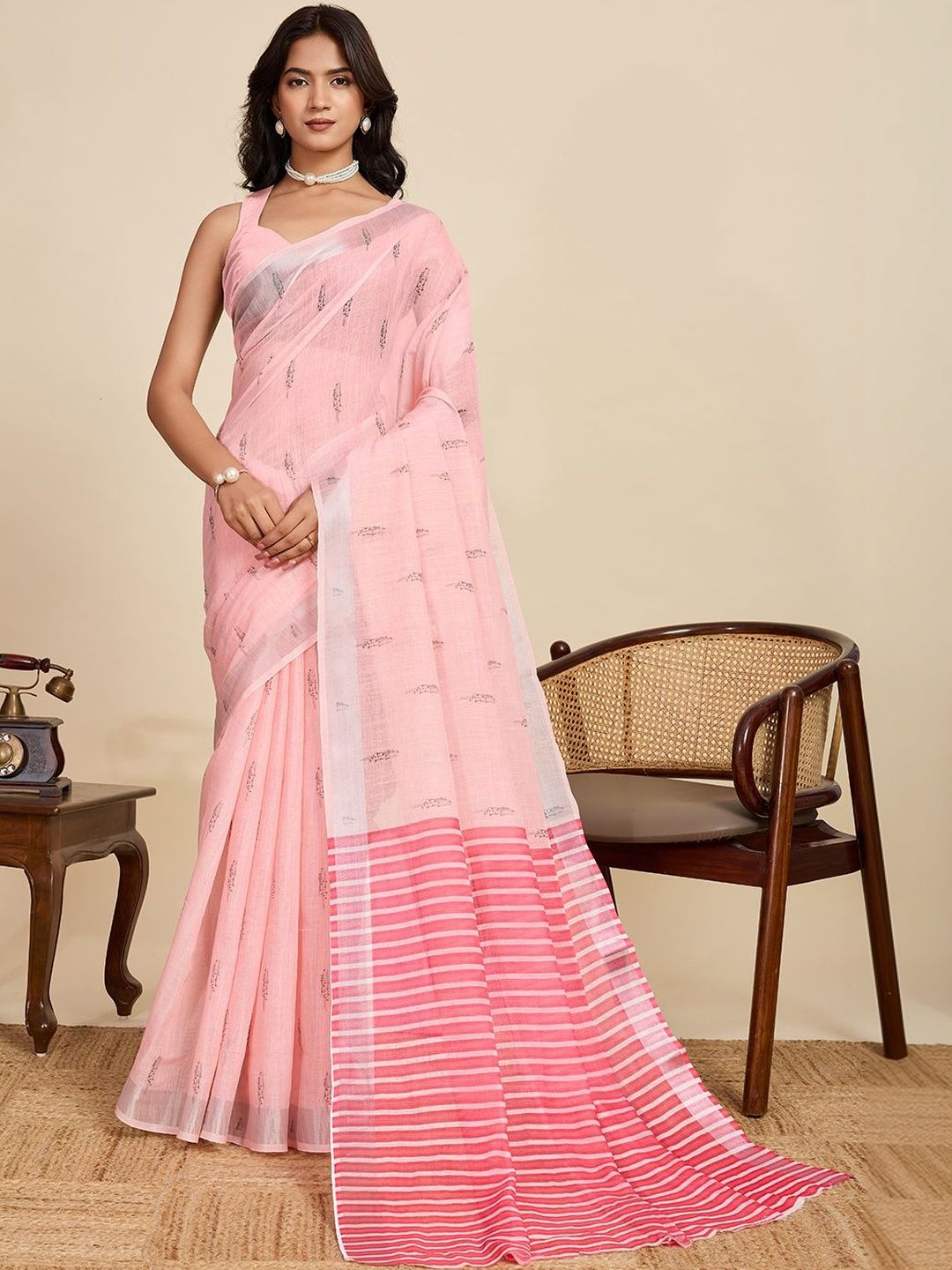 House of Pataudi Printed Saree With Unstitched Blouse-picture-25