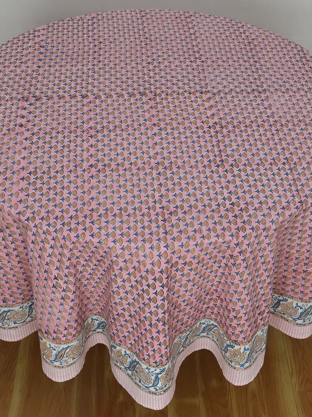 Cotton Chese Pink Geometric Printed Cotton Round 2-Seater Table Cover-image-18