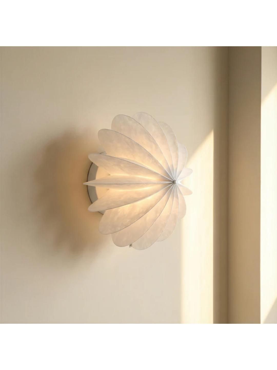 FIG White & White Textured Contemporary Abstract Shaped Shaped Wall Lamp-picture-18