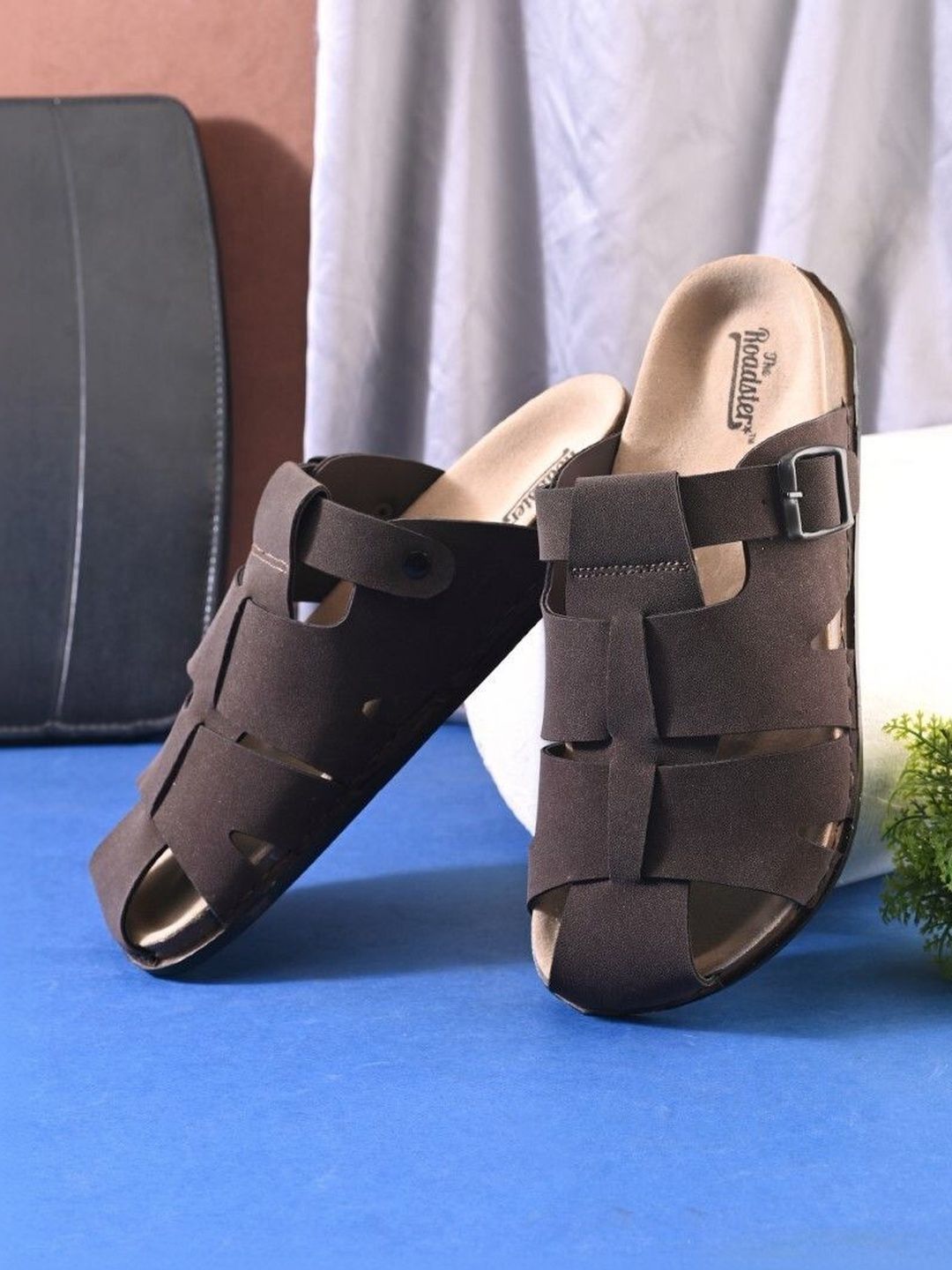 The Roadster Lifestyle Co Men Round Toe Fisherman Sandals-picture-42