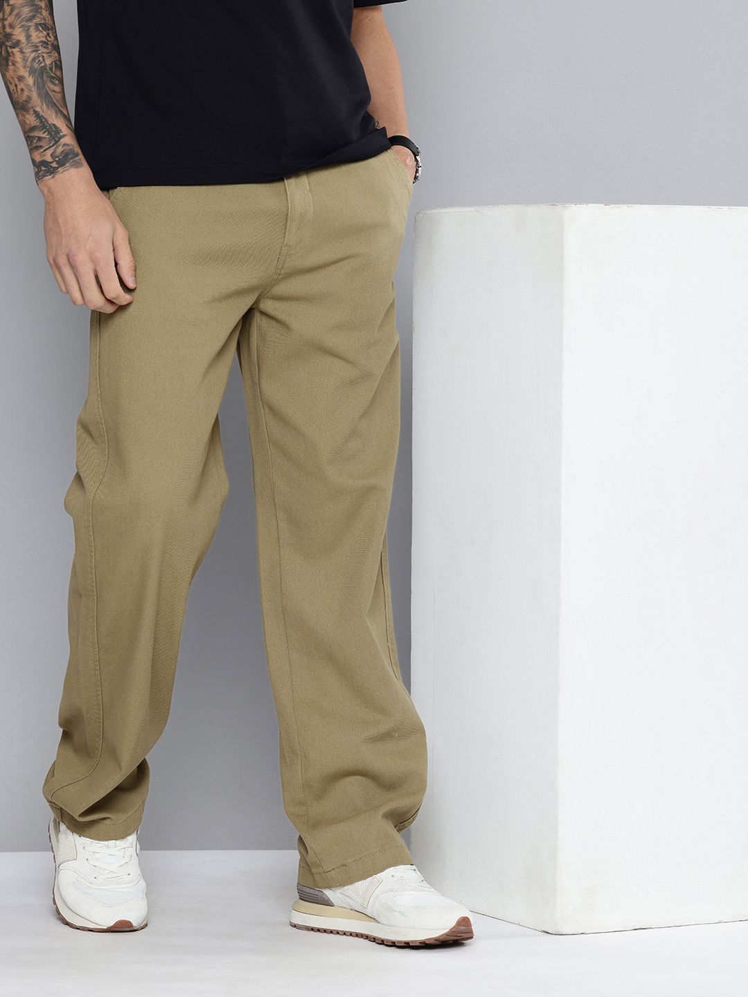 Levis Men Pure Cotton Loose Fit Chinos Trousers-picture-35