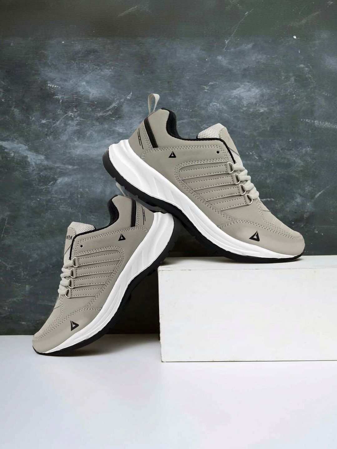DRACKFOOT Men Mesh Walking Non-Marking Shoes-image-29