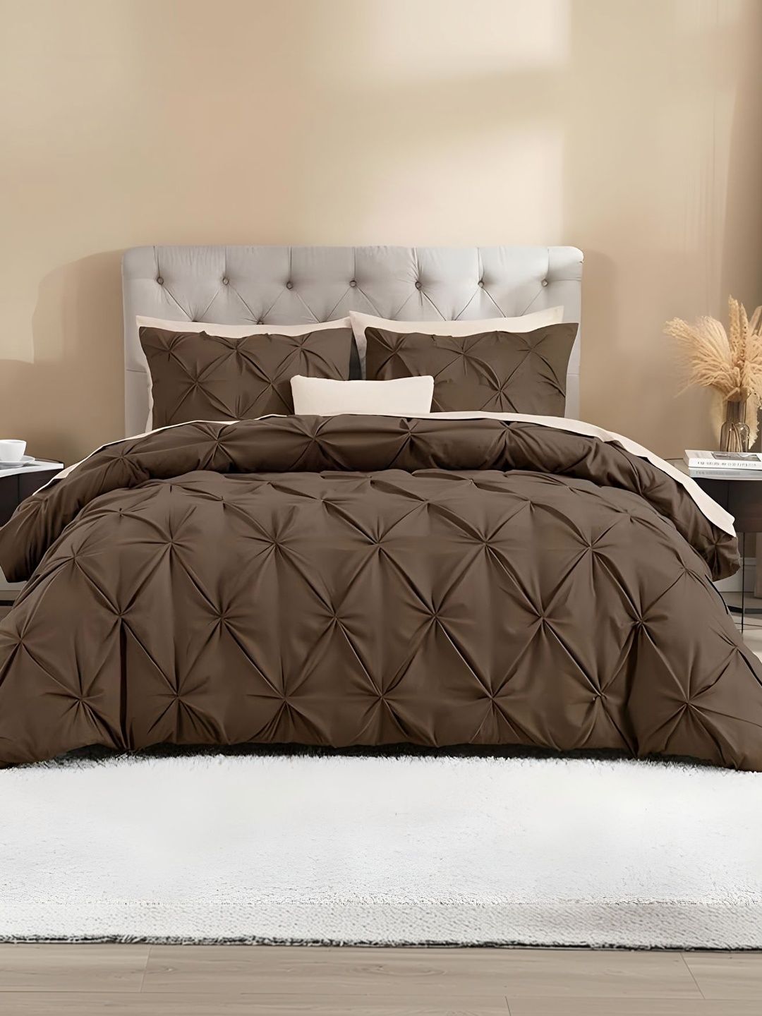 The White Moss Pinch Pleat Coffee Cold Weather Comforter King Size With 2 Pillow Covers-image-6