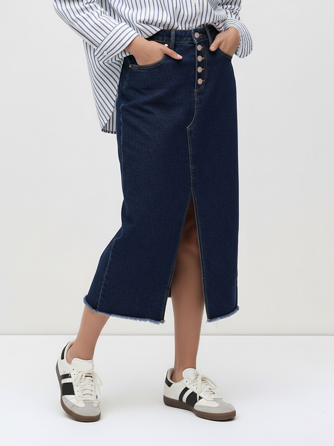 The Roadster Life Co. Women Front Slit Pure Cotton Straight Midi Denim Skirt-picture-21